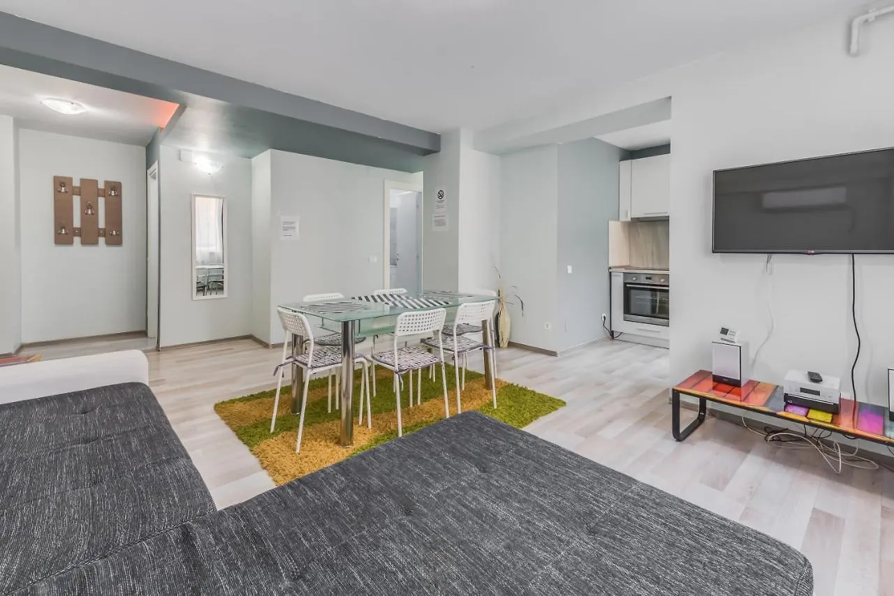 Bucharest City Center Apartment 0*,